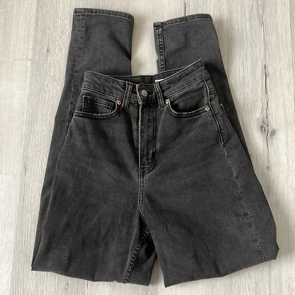 High Waisted Black Wash Jeans